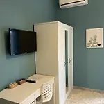 Interno2 בית הארחה